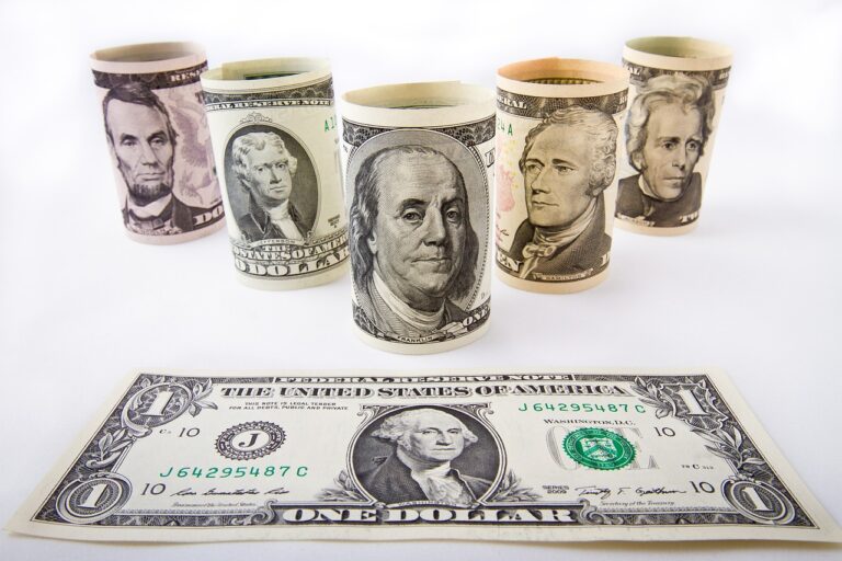 dollar-1362243_1280